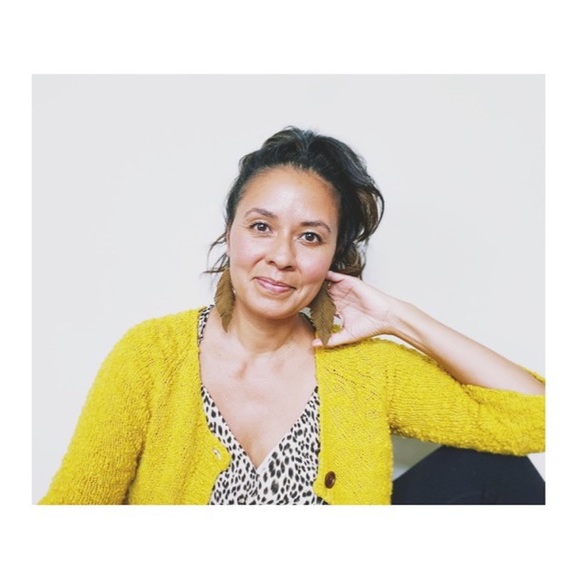 𝙷𝚎𝚕𝚕𝚘 𝙻𝚘𝚟𝚎𝚕𝚢 ♡ - Picture 4 of 5